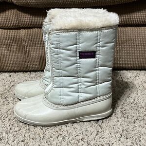 Sorel winter boots Cream or Snow Boots womens 9